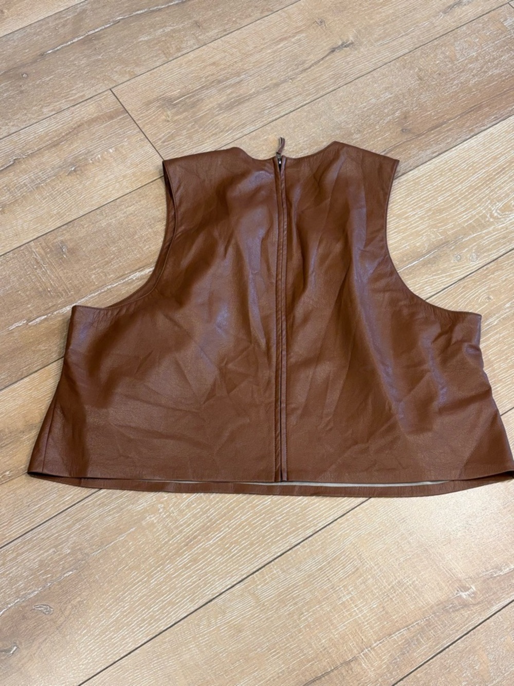 Good American Better Than Leather Crop Top - Burnt Caramel - Picture 4 of 7